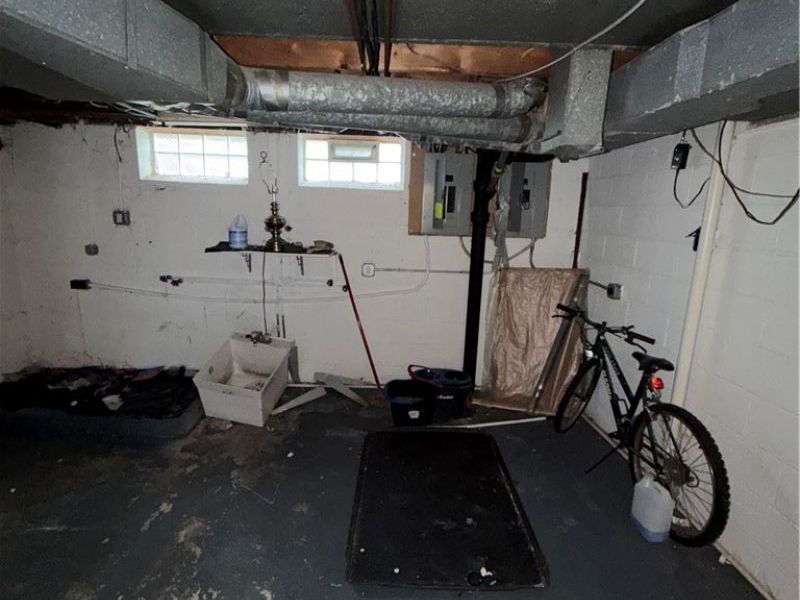 654 E 240 Street , Euclid, OH 44123 Photo 31