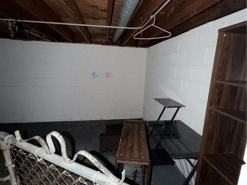 654 E 240 Street , Euclid, OH 44123 Photo 33