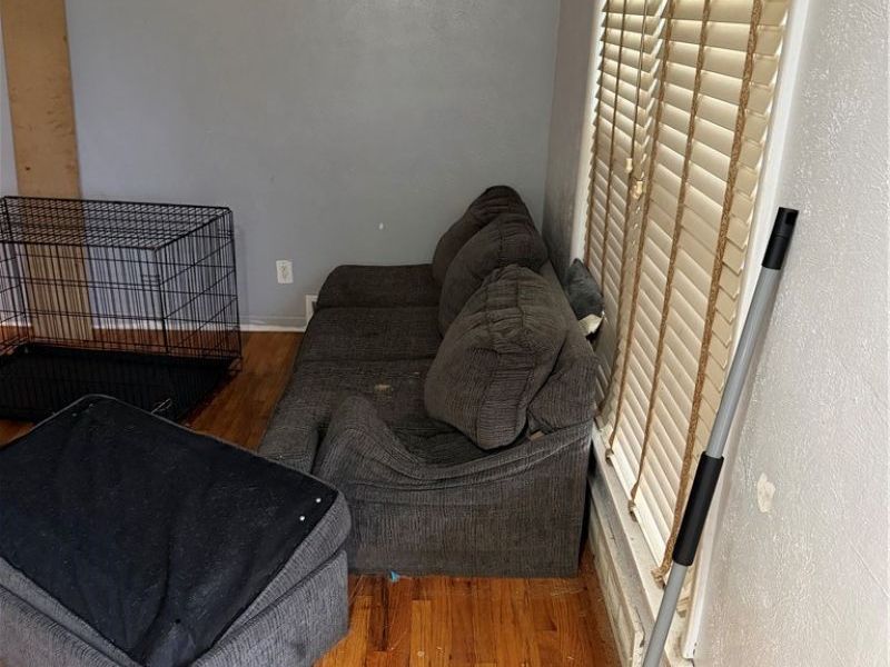 654 E 240 Street , Euclid, OH 44123 Photo 5