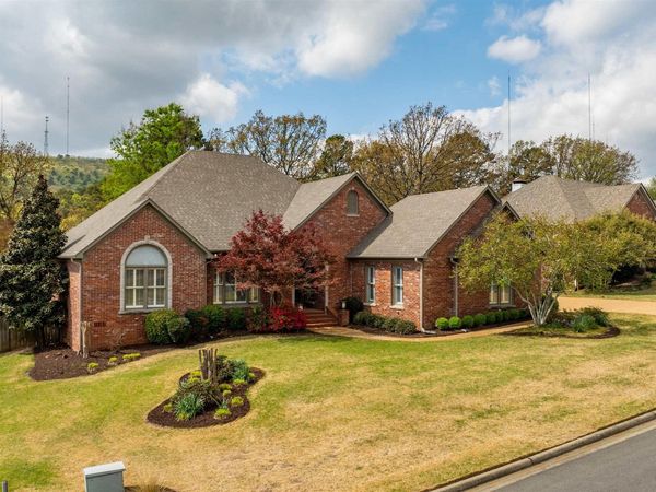 26 Bayonne Drive, Little Rock, AR 72223