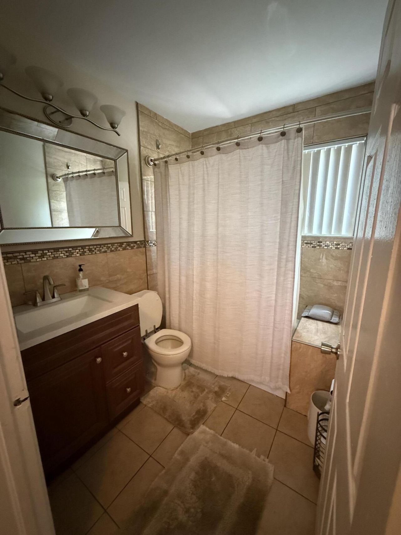 10547 NW 10th Street, Unit C-128, Plantation, FL 33322 Photo