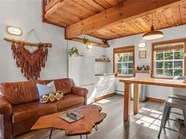 1002 Peninsula Rd, Unit 19, Ucluelet, BC V0R 3A0