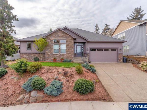 2074 Celeen Av SE, Salem, OR 97302