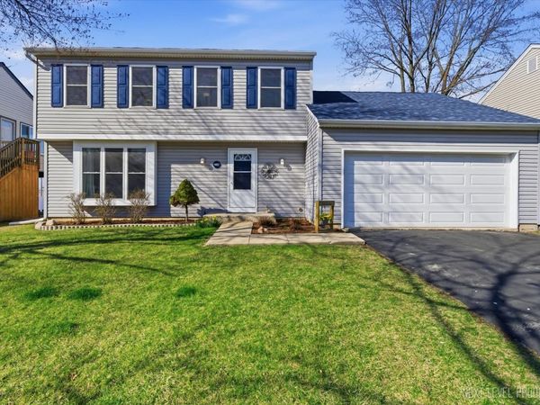 1462 Adams Avenue , St. Charles, IL 60174