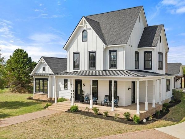 167 Vincas Shadow CT, Driftwood, TX 78619