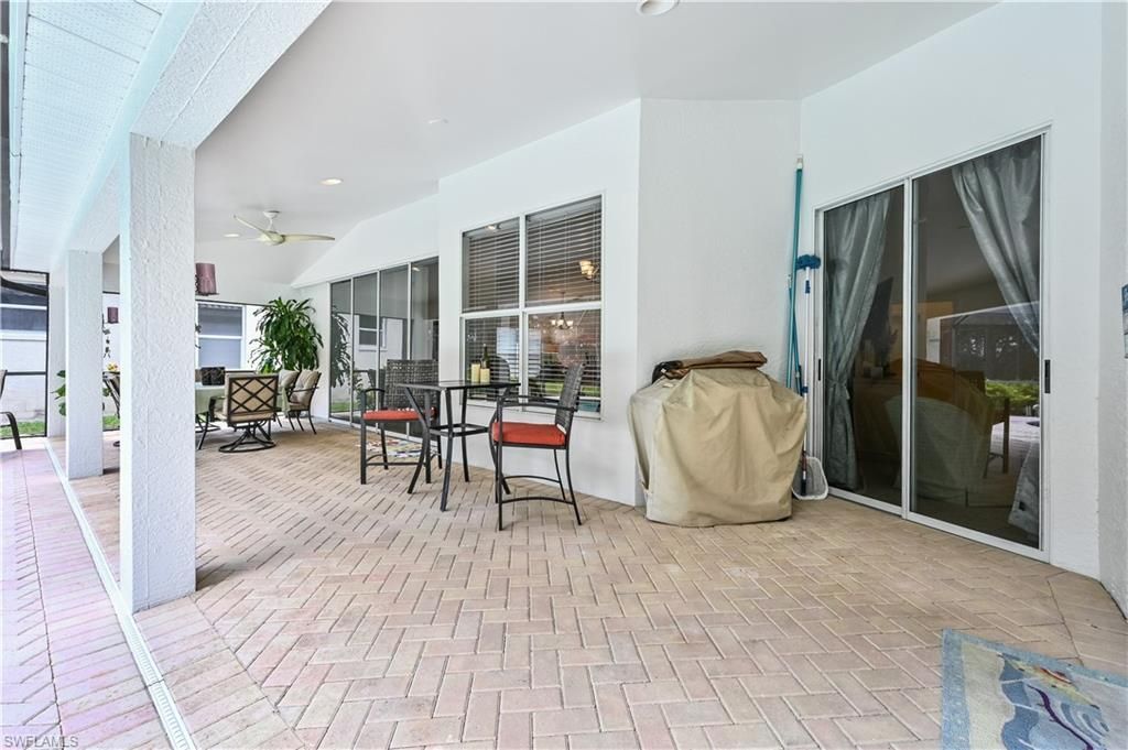 6453 Autumn Woods Blvd, Naples, FL 34109 Photo