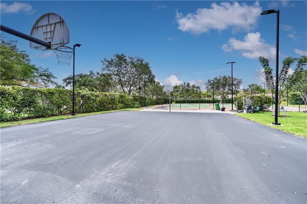 6453 Autumn Woods Blvd, Naples, FL 34109 Photo