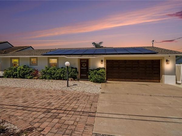 27044 Williams RD, BONITA SPRINGS, FL 34135