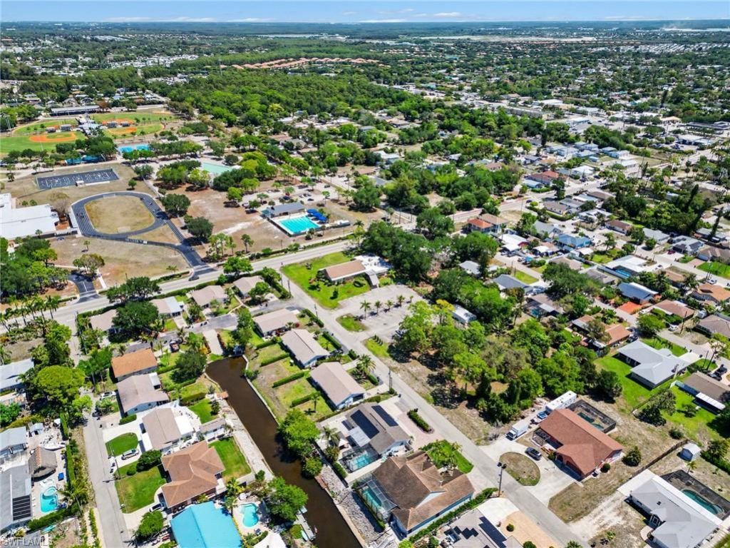 27044 Williams Rd, Bonita Springs, FL 34135 Photo