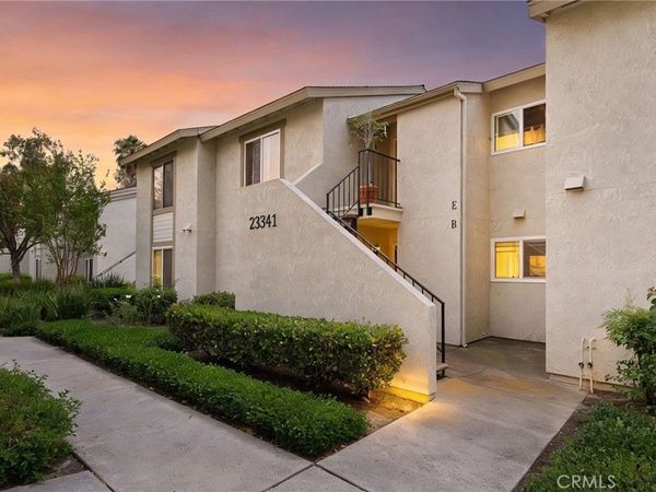 23341 La Glorieta, Unit B, Mission Viejo, CA 92691