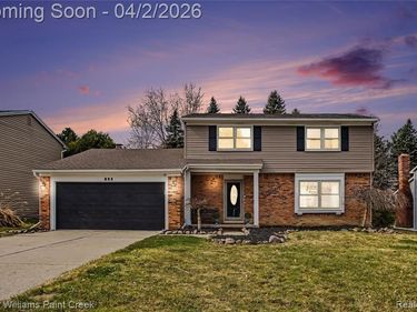 893 Dressler Lane, Rochester Hills, MI 48307