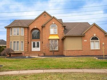 54275 Talon Court , Shelby Twp, MI 48315