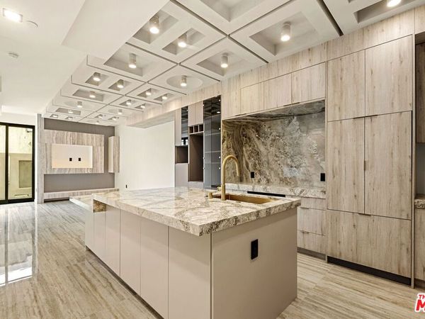 1021 N Ogden Drive, Unit 2, West Hollywood, CA 90046