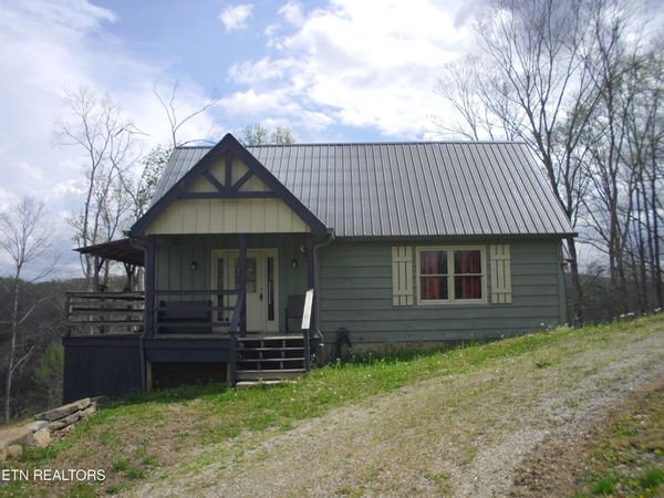 2520 Riverton Rd, Jamestown, TN 38556