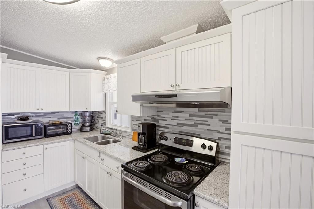 4940 Pinfish Ln, Saint James City, FL 33956 Photo