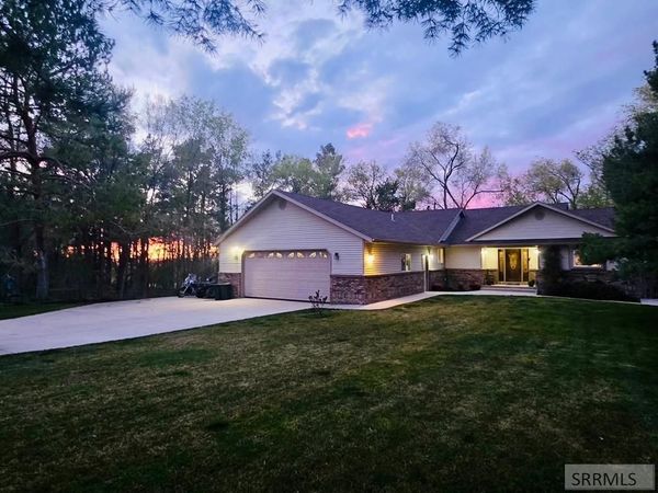 1522 Sod Farm Road, POCATELLO, ID 83204