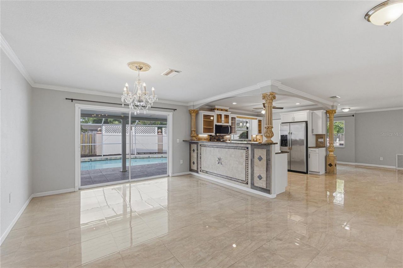 6904 Pennsylvania Avenue, Sarasota, FL 34243 Photo