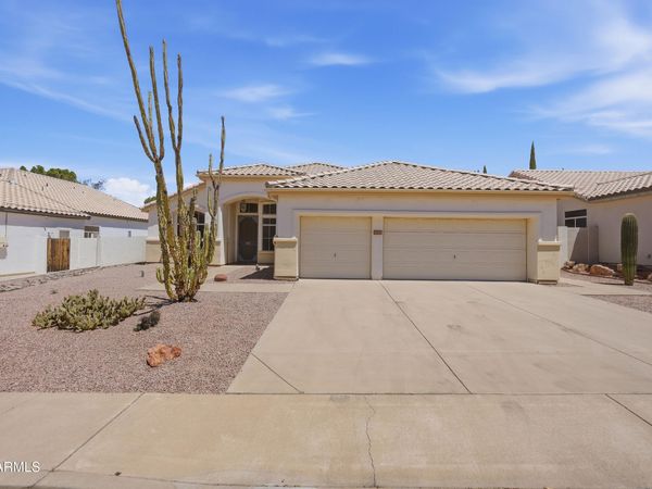 6558 E ROLAND Street, Mesa, AZ 85215