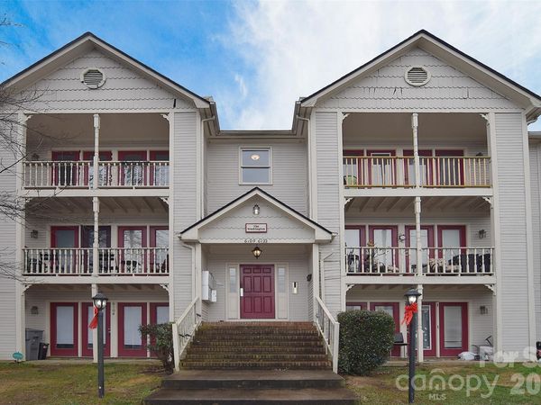 6120 Meadow Rose Lane , Charlotte, NC 28215