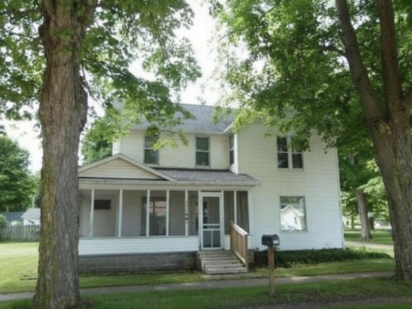 130 S 4th Street, Burr Oak, MI 49030
