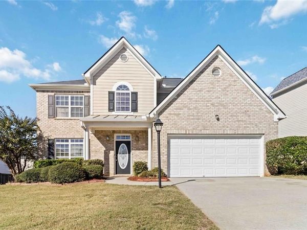 2387 Shady Maple Trail, Loganville, GA 30052