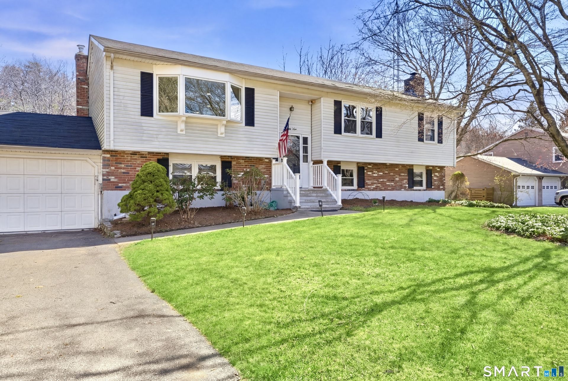 91 Russo, Guilford, CT 06437 Main Photo