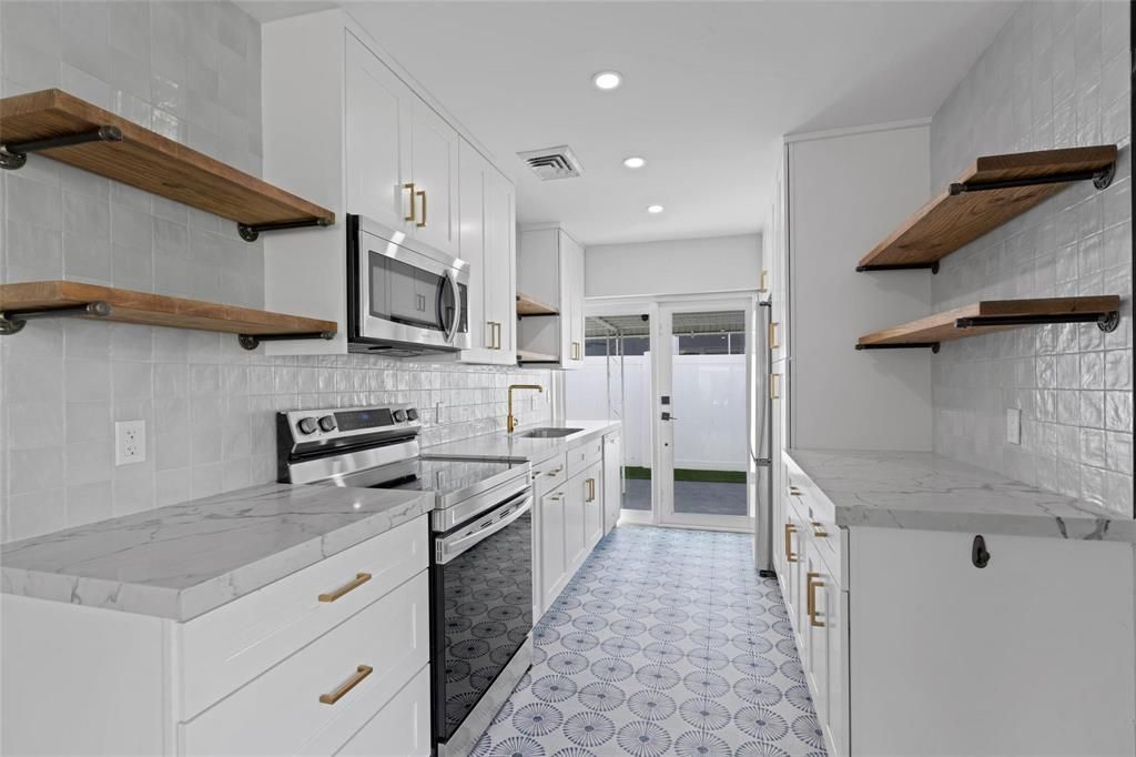 2000 SE 26th Avenue, Fort Lauderdale, FL 33316 Photo