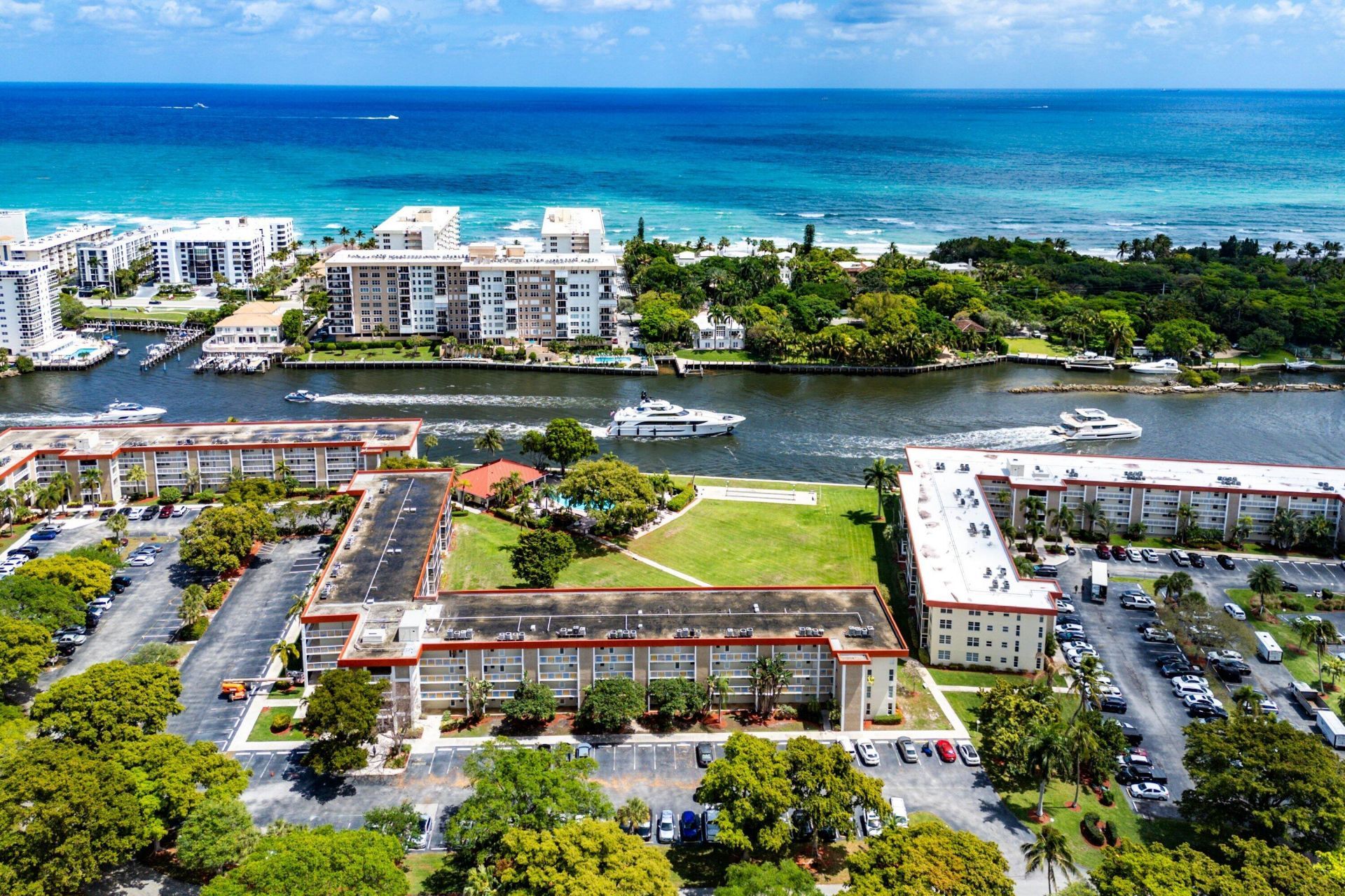 3100 NE 48th Court, Unit 415, Lighthouse Point, FL 33064 Photo