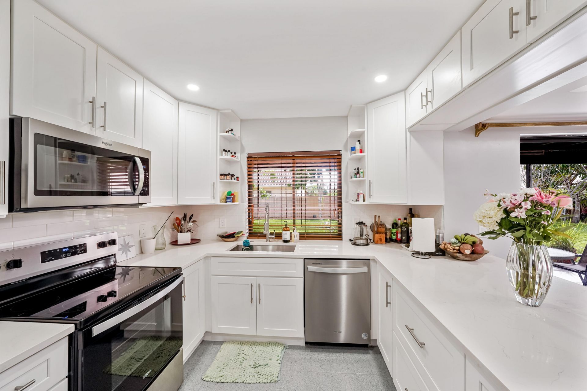 6840 W Wedgewood Avenue, Davie, FL 33331 Photo