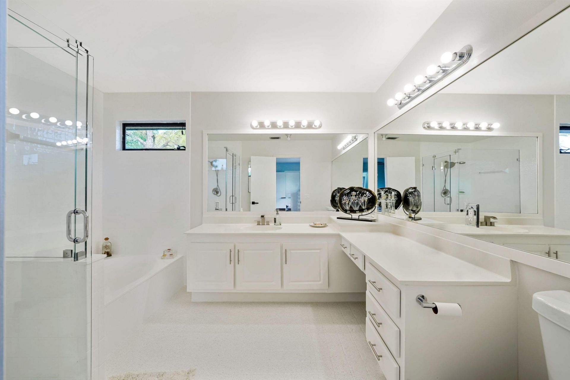 6840 W Wedgewood Avenue, Davie, FL 33331 Photo