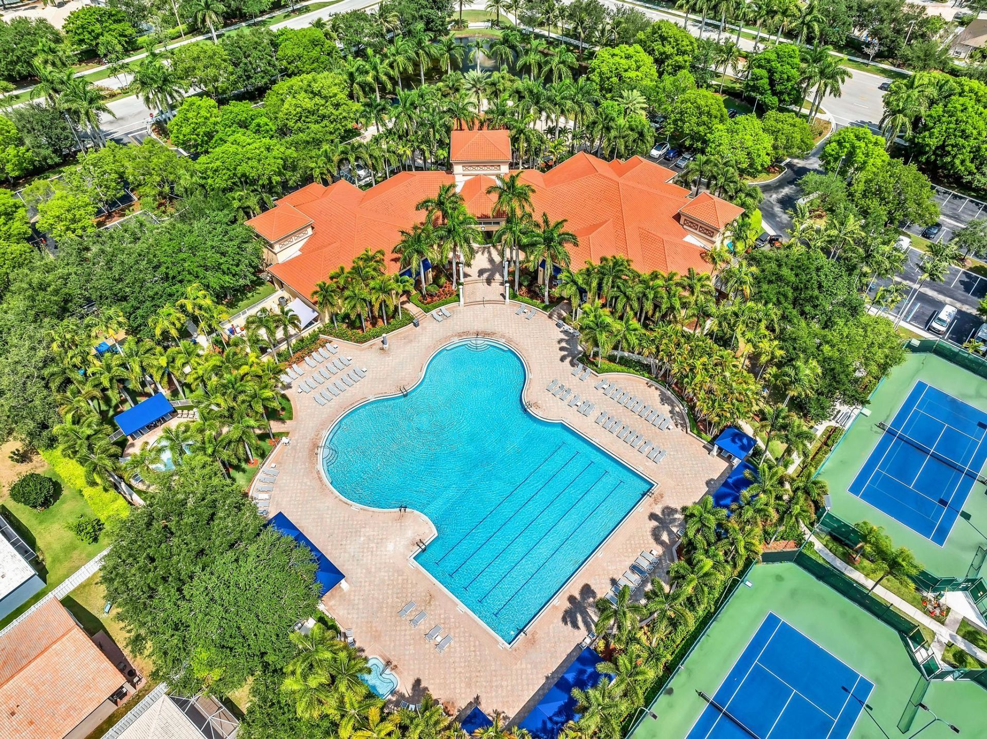 6840 W Wedgewood Avenue, Davie, FL 33331 Photo