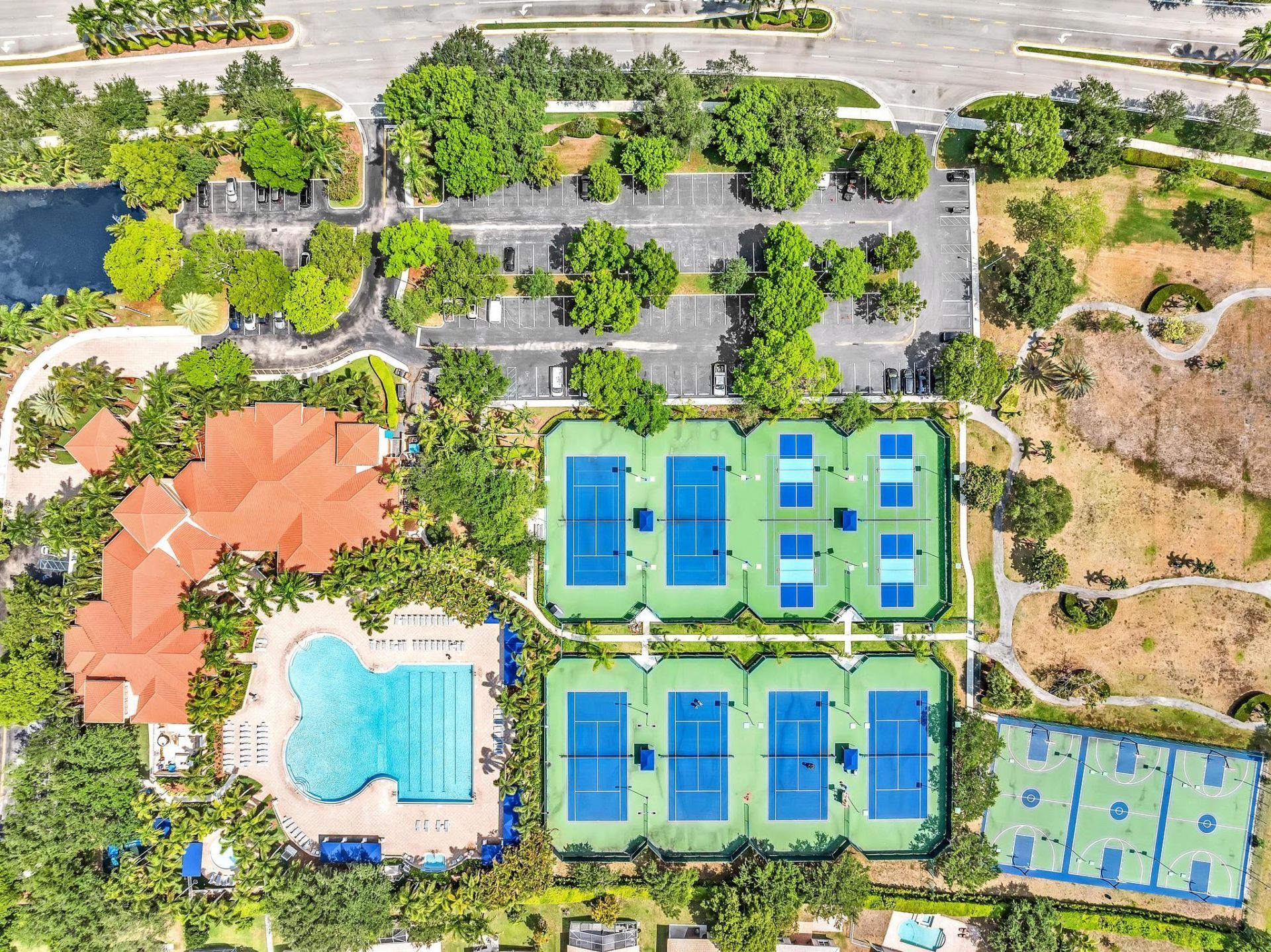 6840 W Wedgewood Avenue, Davie, FL 33331 Photo