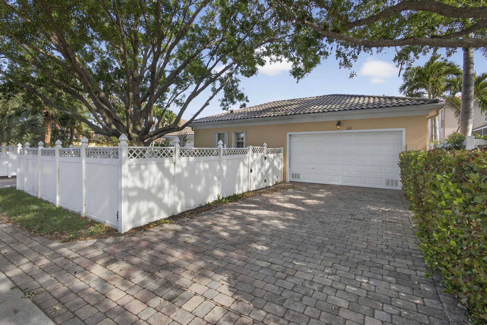 212 Florence Drive, Jupiter, FL 33458 Photo