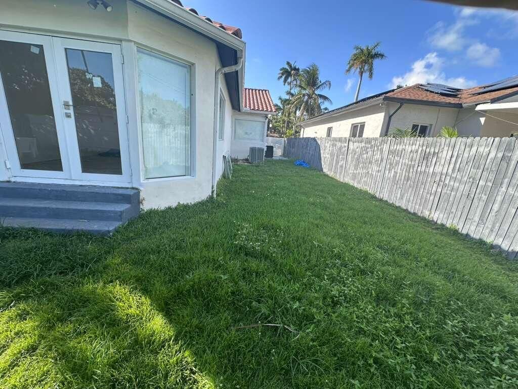 1460 Marseille Drive, Miami Beach, FL 33141 Photo