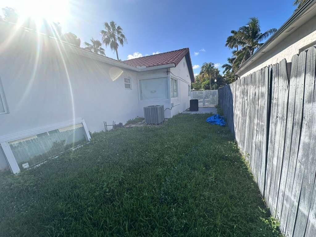 1460 Marseille Drive, Miami Beach, FL 33141 Photo