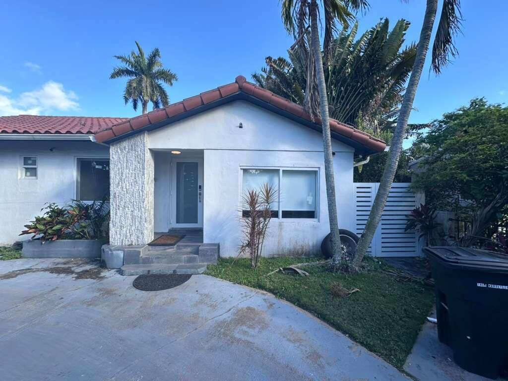 1460 Marseille Drive, Miami Beach, FL 33141 Photo