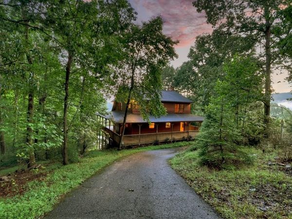 160 Mountain Field Drive, Suches, GA 30572