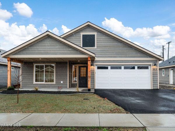 2212 Maverick Ct , Sandpoint, ID 83864