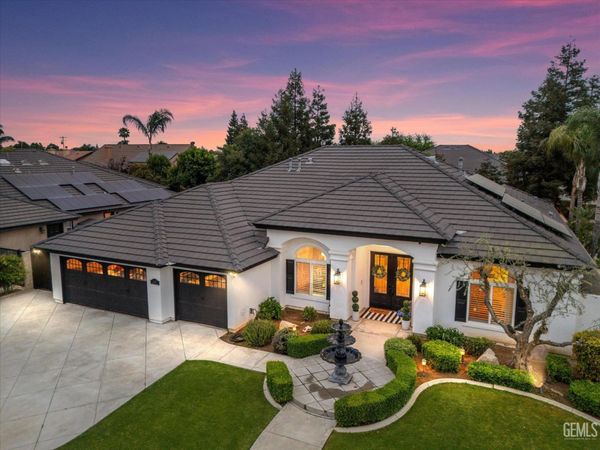 11605 Yarborough Avenue, Bakersfield, CA 93312