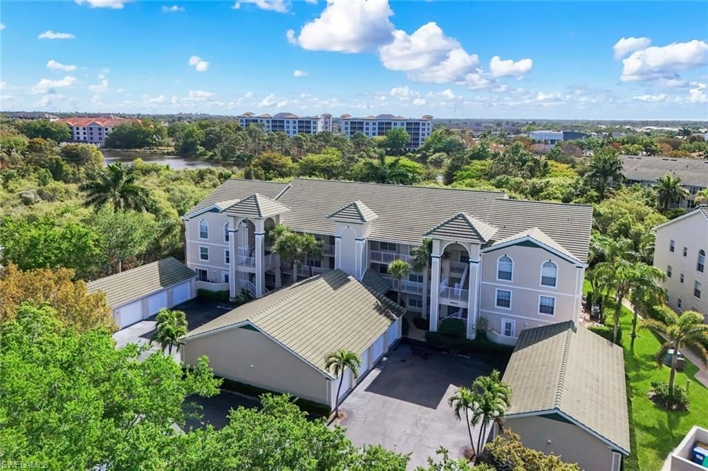 28851 Bermuda Lago Ct, Unit 304, Bonita Springs, FL 34134 Photo