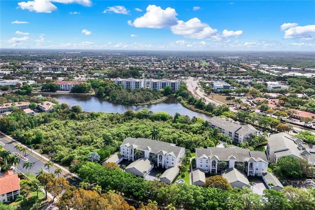 28851 Bermuda Lago Ct, Unit 304, Bonita Springs, FL 34134 Photo