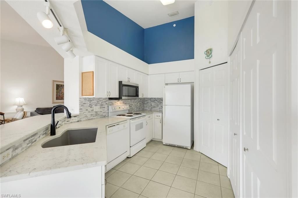 28851 Bermuda Lago Ct, Unit 304, Bonita Springs, FL 34134 Photo