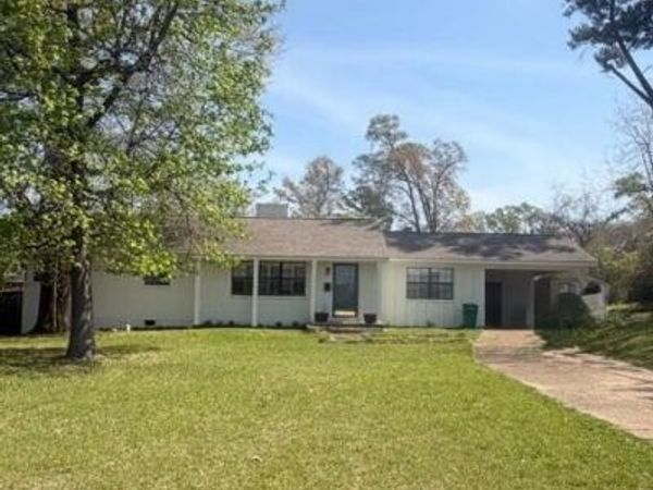 1232 Clayton Ave., Tupelo, MS 38804