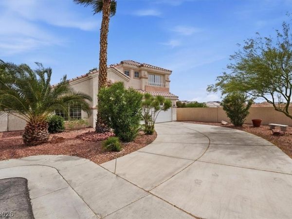 4620 Barnes Court , Las Vegas, NV 89147