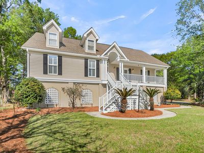 200 Castle Harbor Drive, Summerville, SC 29483