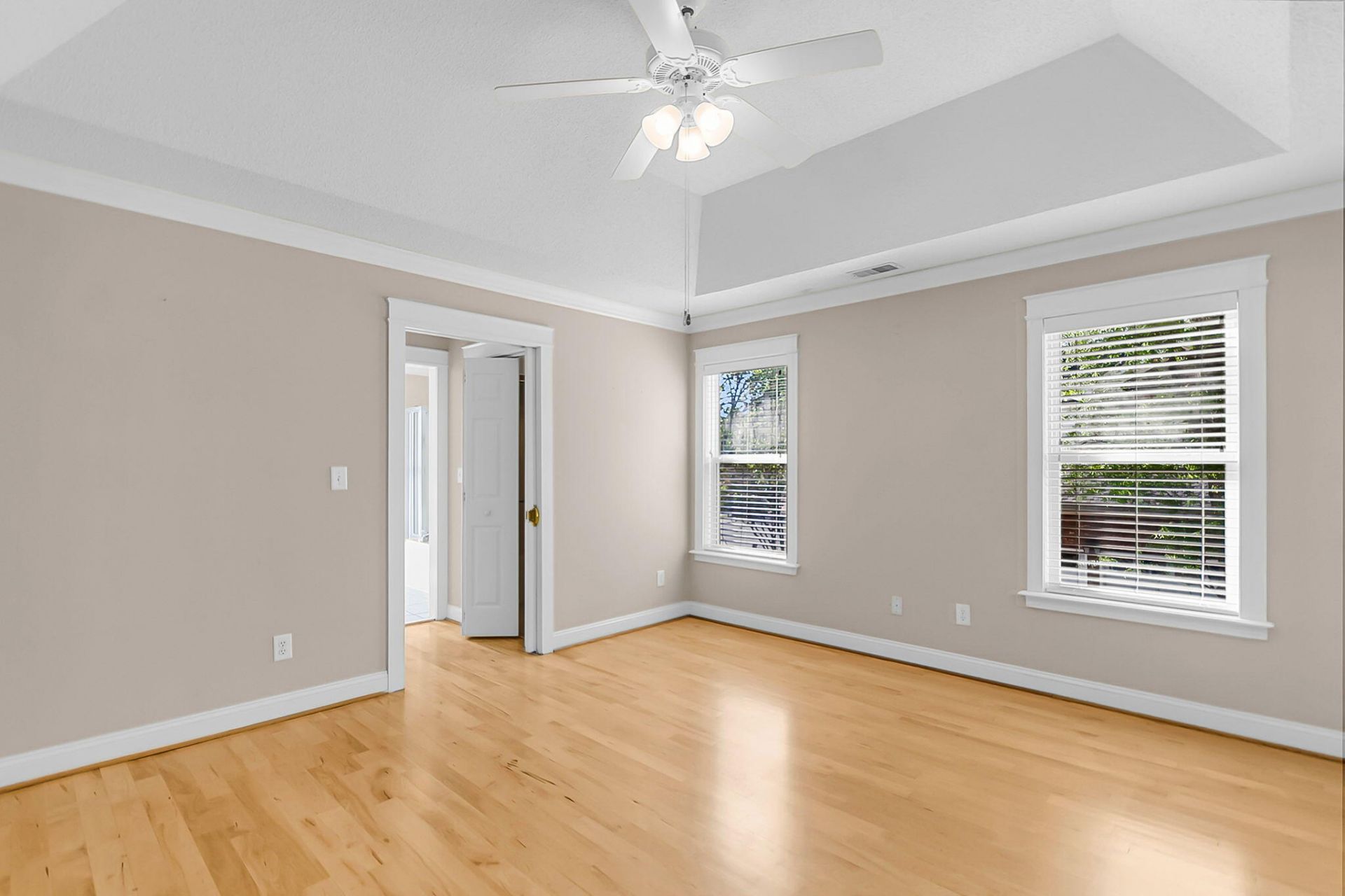 200 Castle Harbor Drive Photo 12