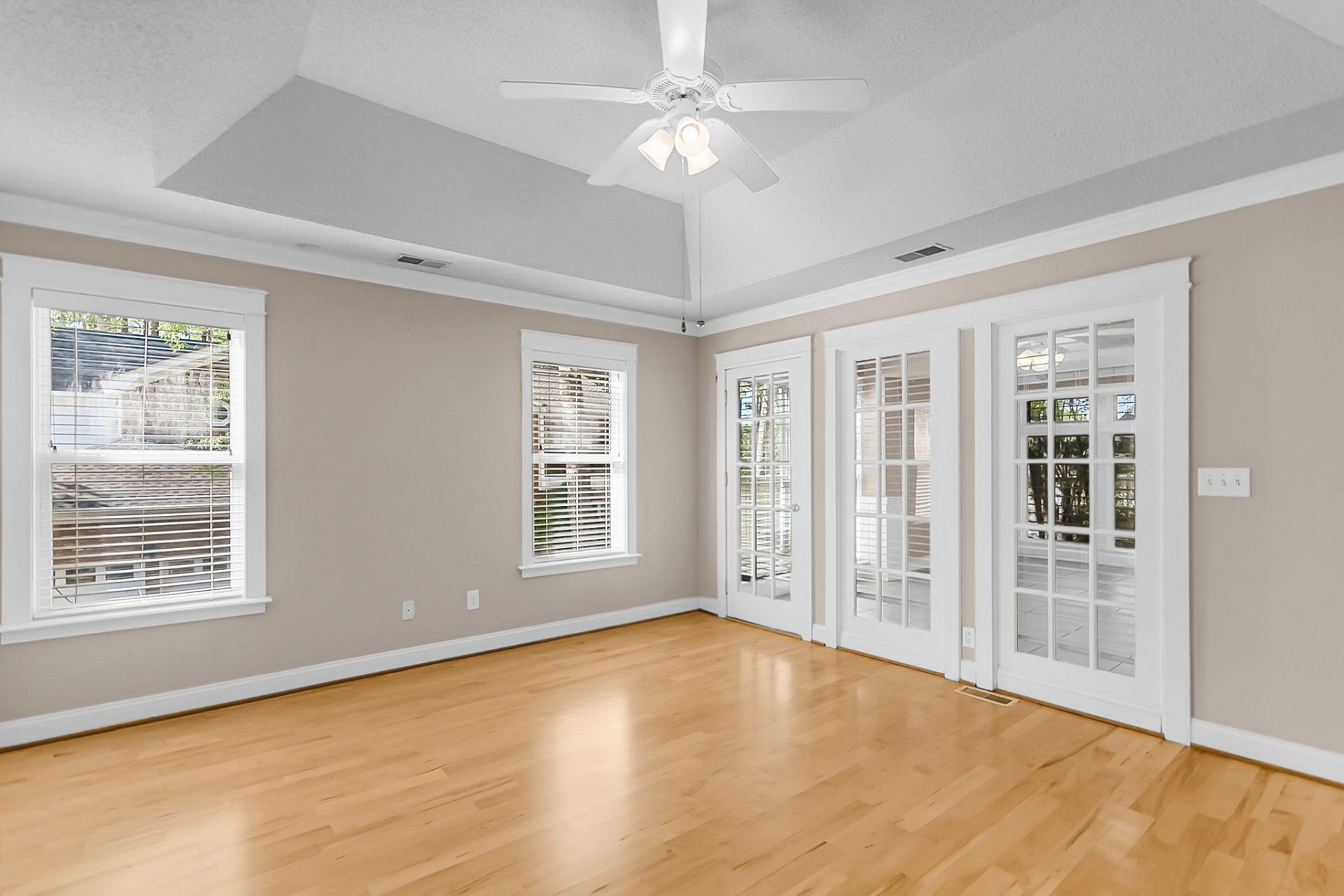 200 Castle Harbor Drive Photo 13