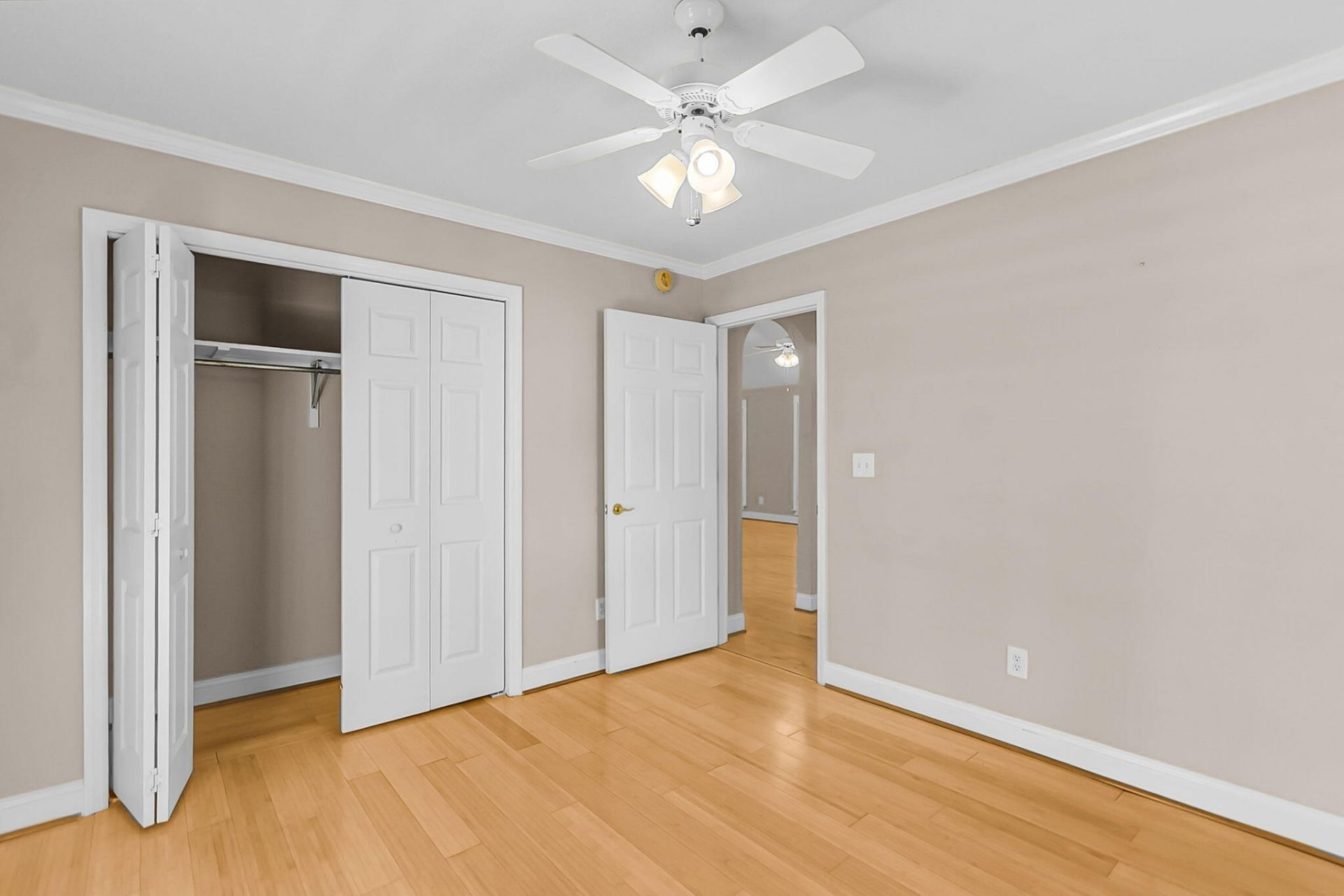 200 Castle Harbor Drive Photo 19