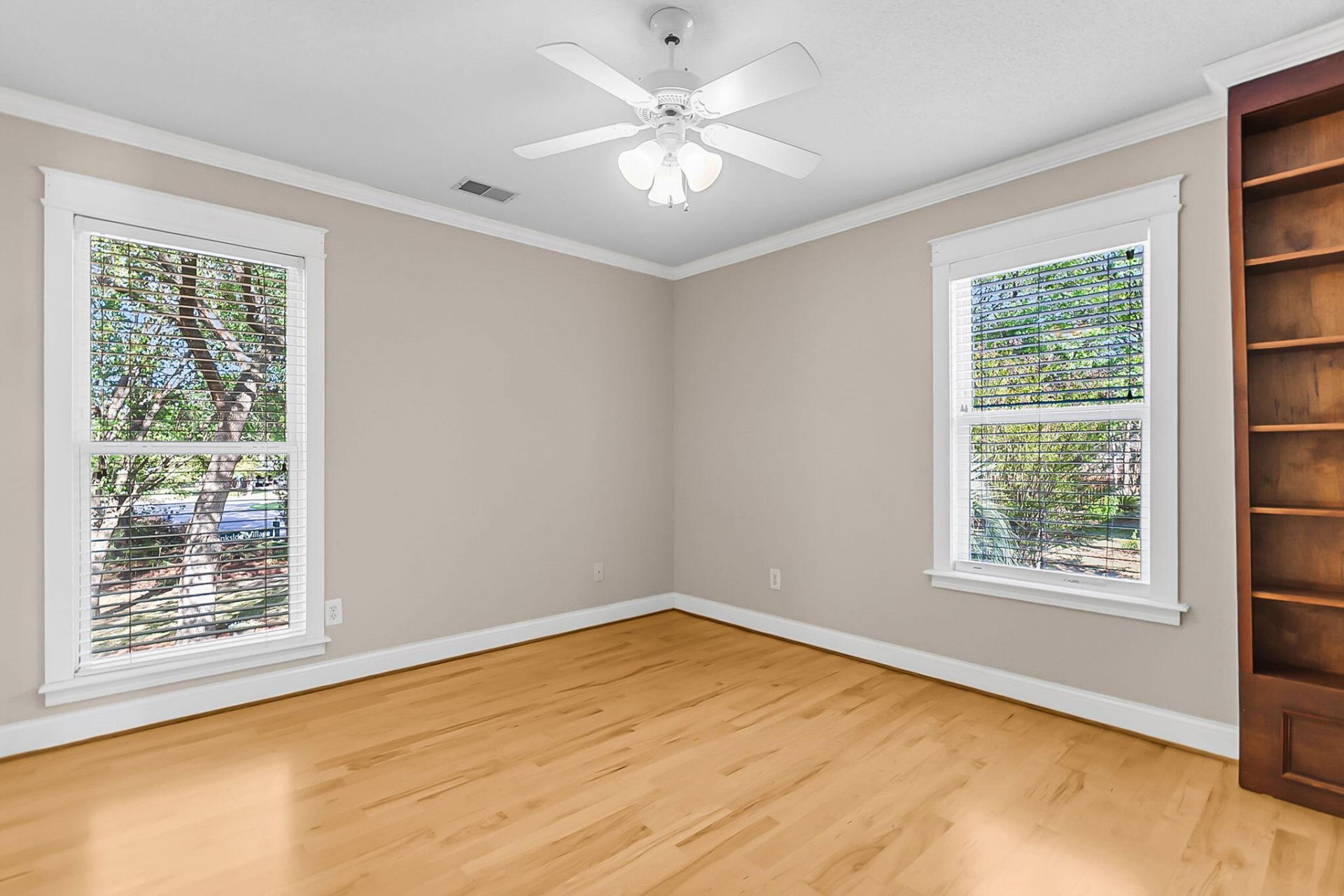 200 Castle Harbor Drive Photo 21