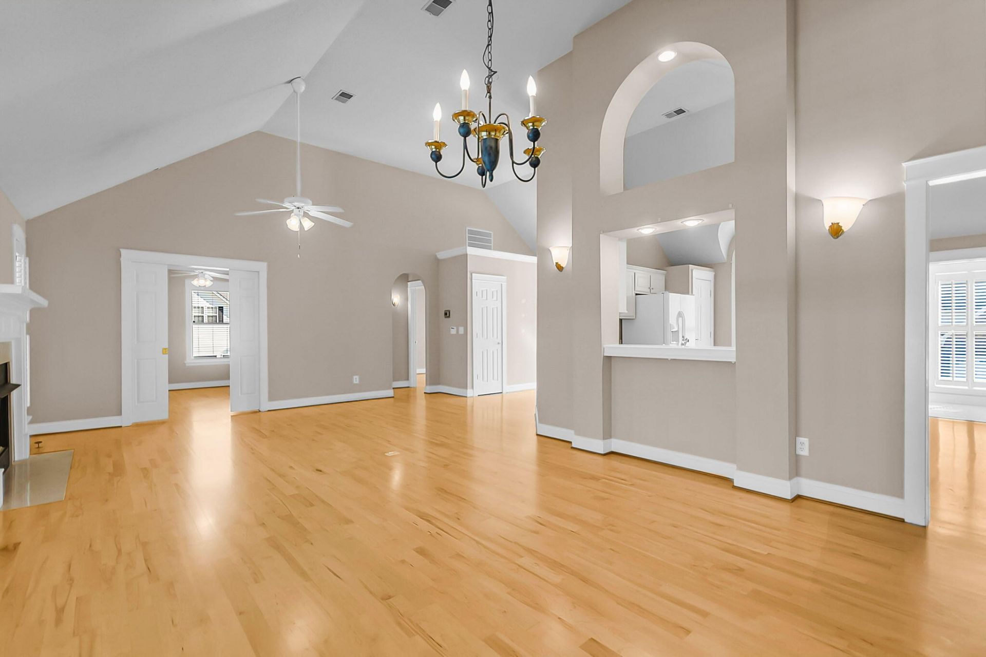 200 Castle Harbor Drive Photo 8